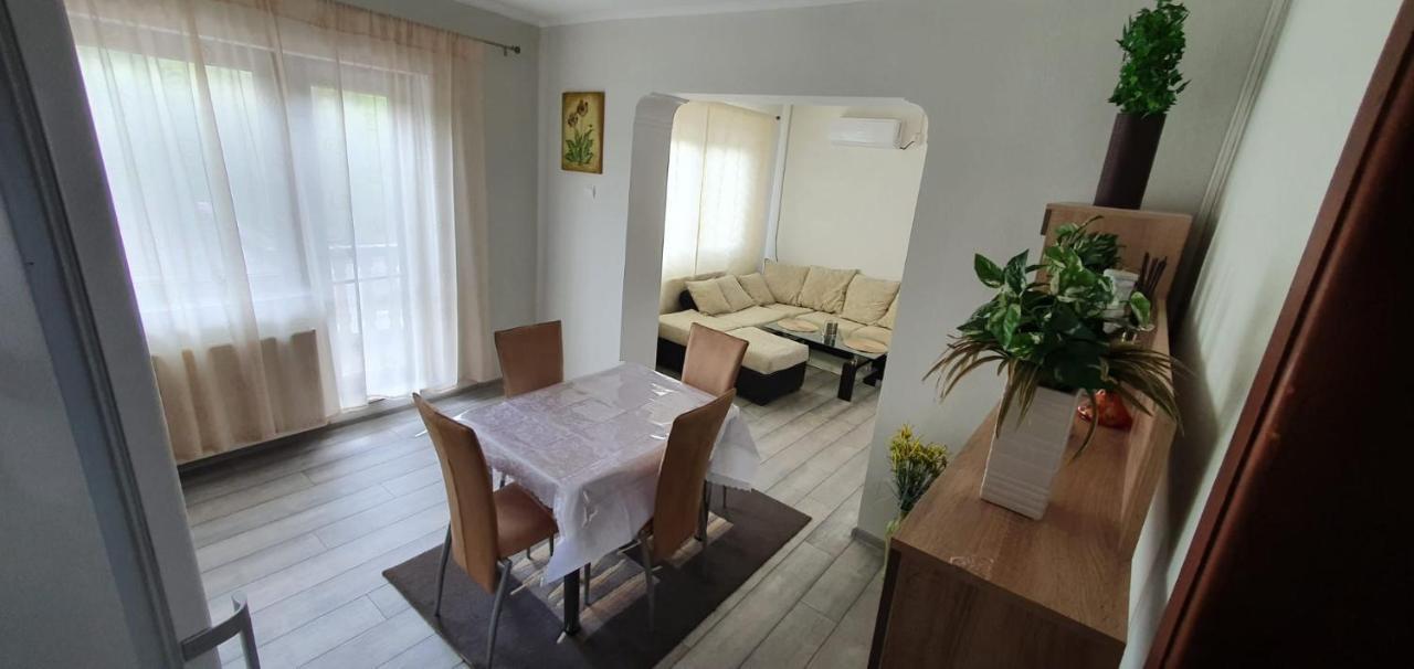 Casa Alex Si Daiana Apartment Orşova Exterior foto